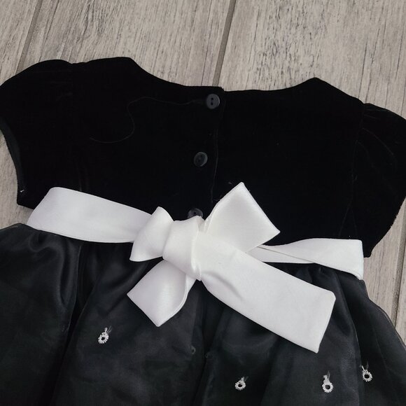 Sweet Heart Rose infant girls black and white formal velvet winter dress sz 12M - Picture 10 of 10